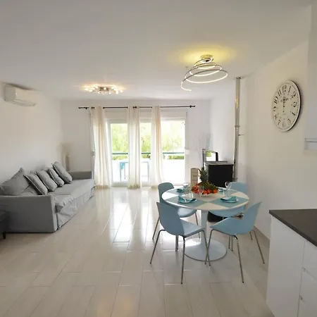 Zodiac 7 Apartman *